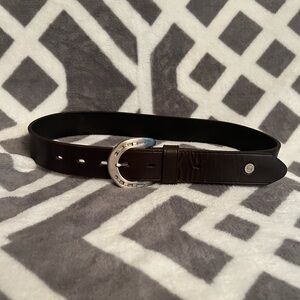 Dover Saddlery - Leather Horseshoe Girls Belt - Havana Brown